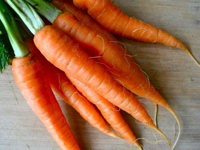 Как вырастить крупную и сладкую морковь на даче